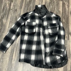 Oversized chunky flannel jacket/shirt